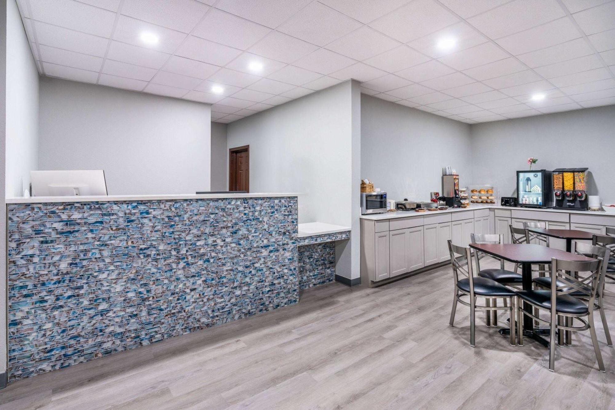 Baymont By Wyndham Carlsbad Nm Hotel Bagian luar foto